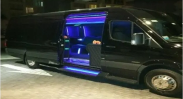 mercedes sprinter limos